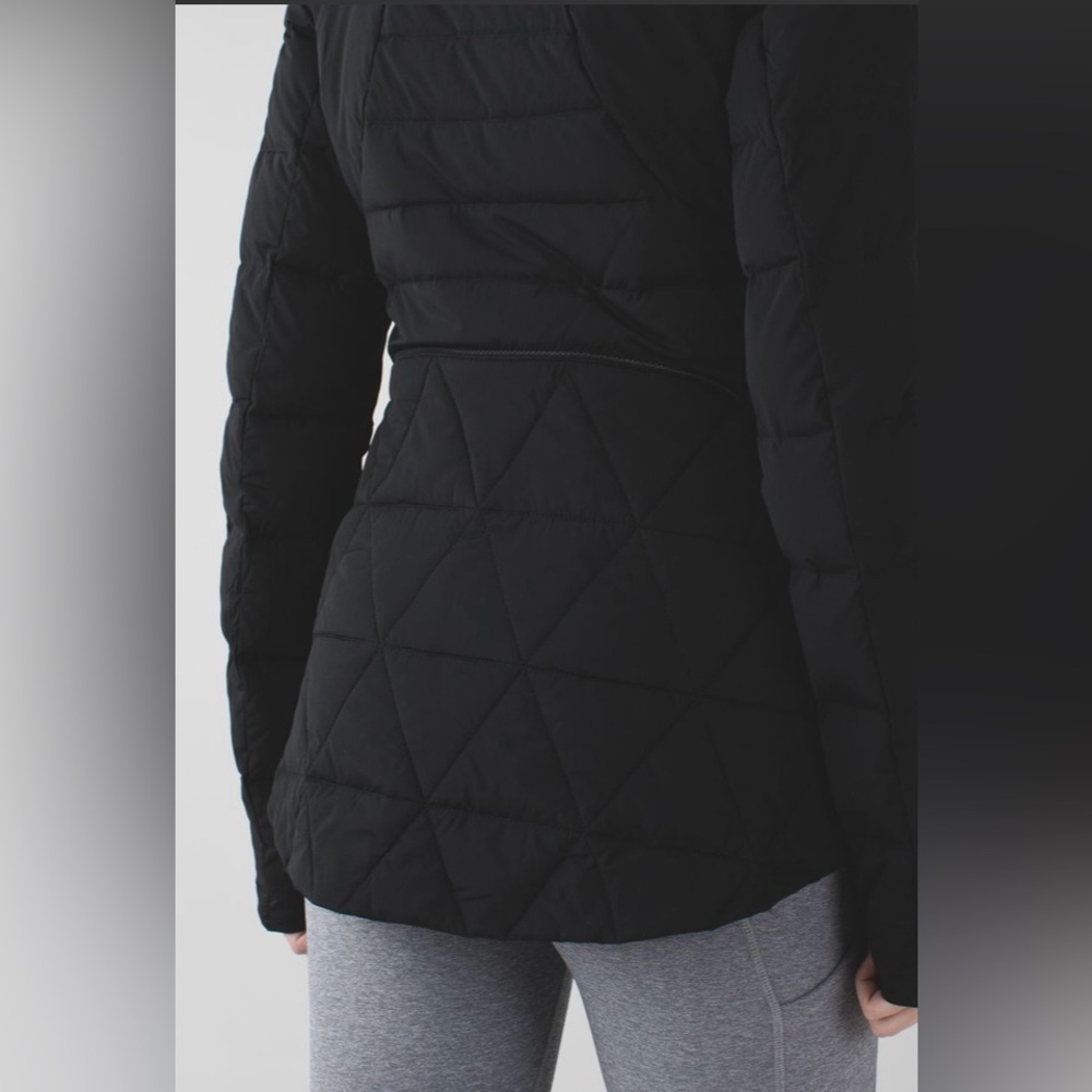 Lululemon Fluffed Up Jacket  Black EUC - Picture 4 of 12